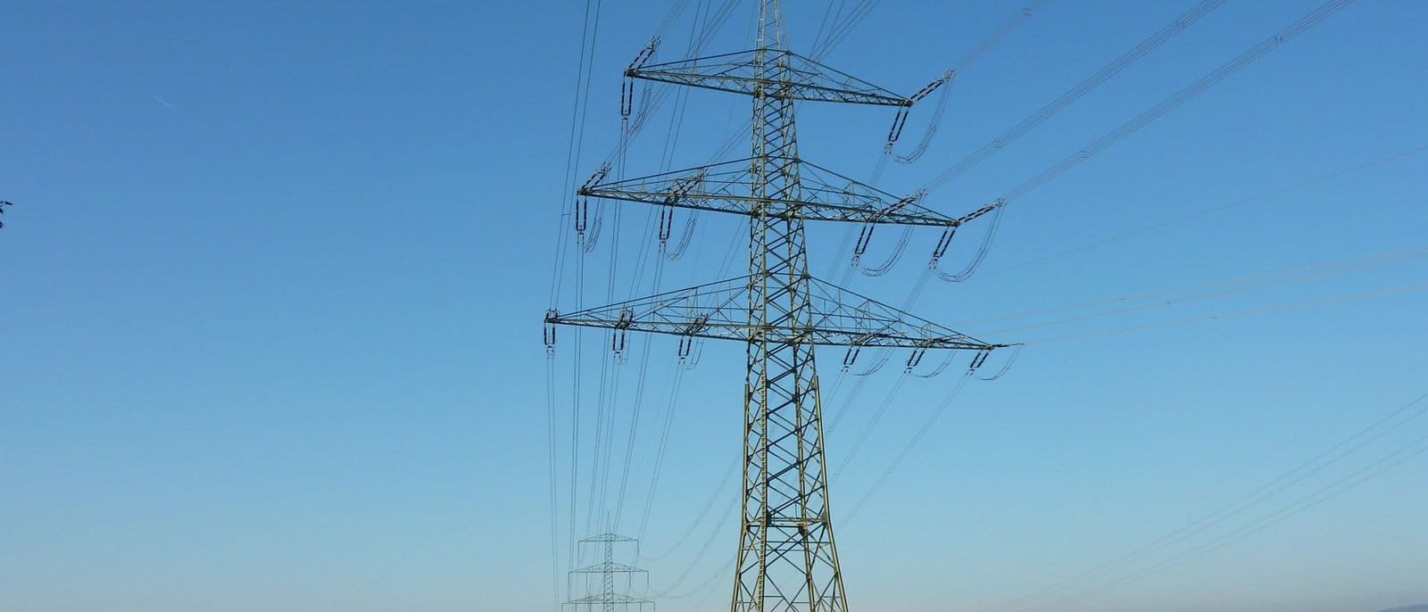 USA Compression Partners (USAC) stock analysis — Hold rating, Energy